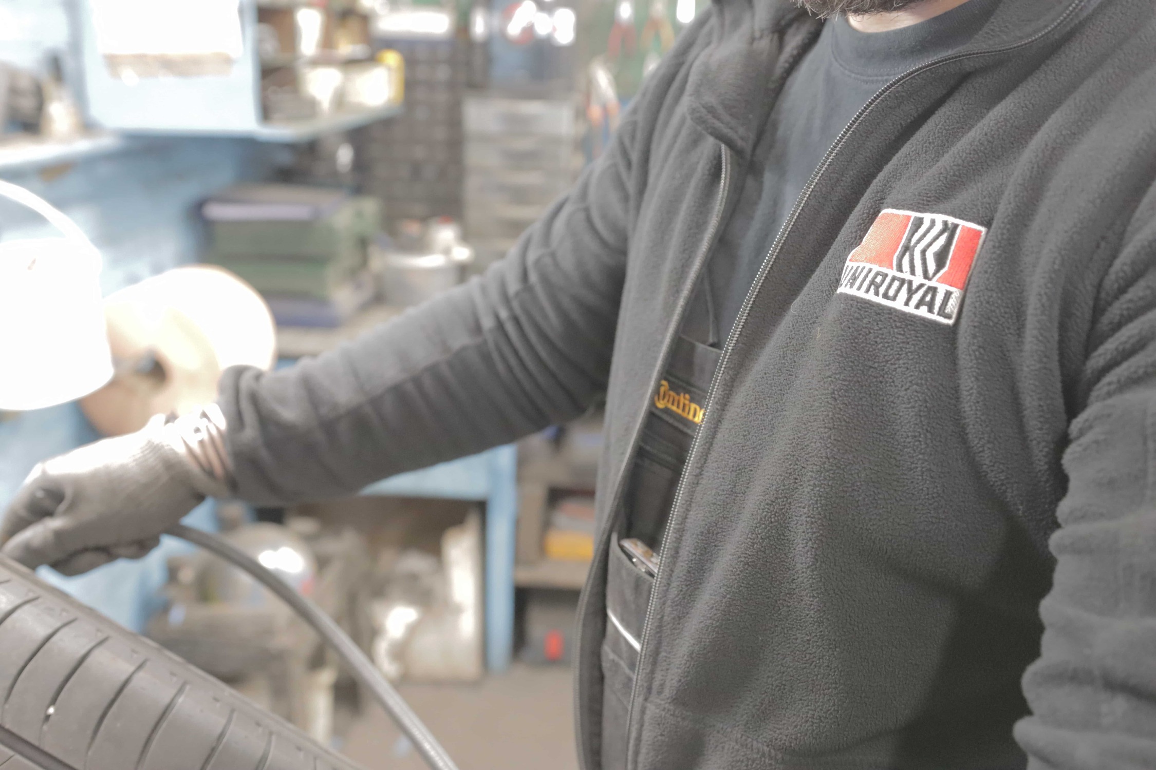 Machine de montage pneus professionnelle – Pecheny Pneus